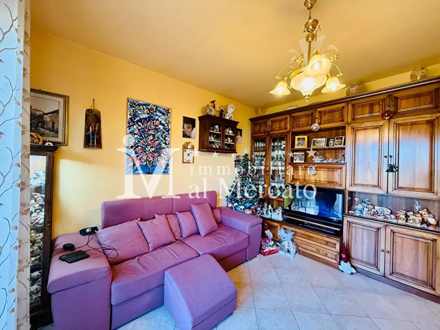 Immagine 16 di Appartamento in vendita  a Viareggio