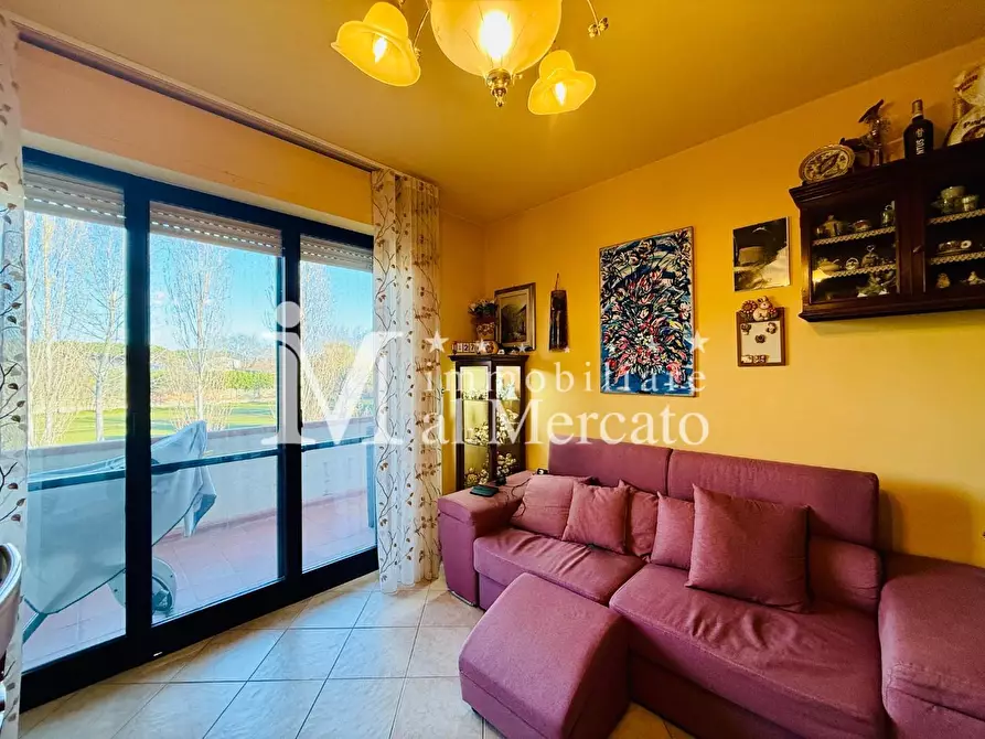 Immagine 15 di Appartamento in vendita  a Viareggio