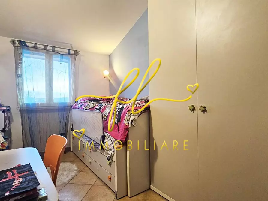 Immagine 11 di Appartamento in vendita  a Castellina Marittima