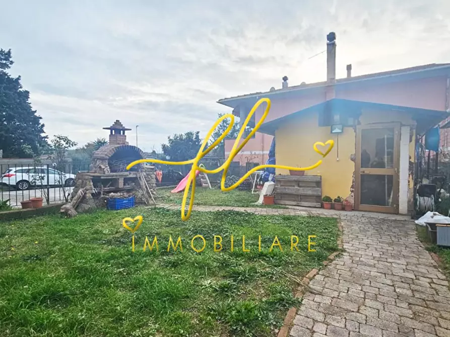 Immagine 6 di Appartamento in vendita  a Castellina Marittima