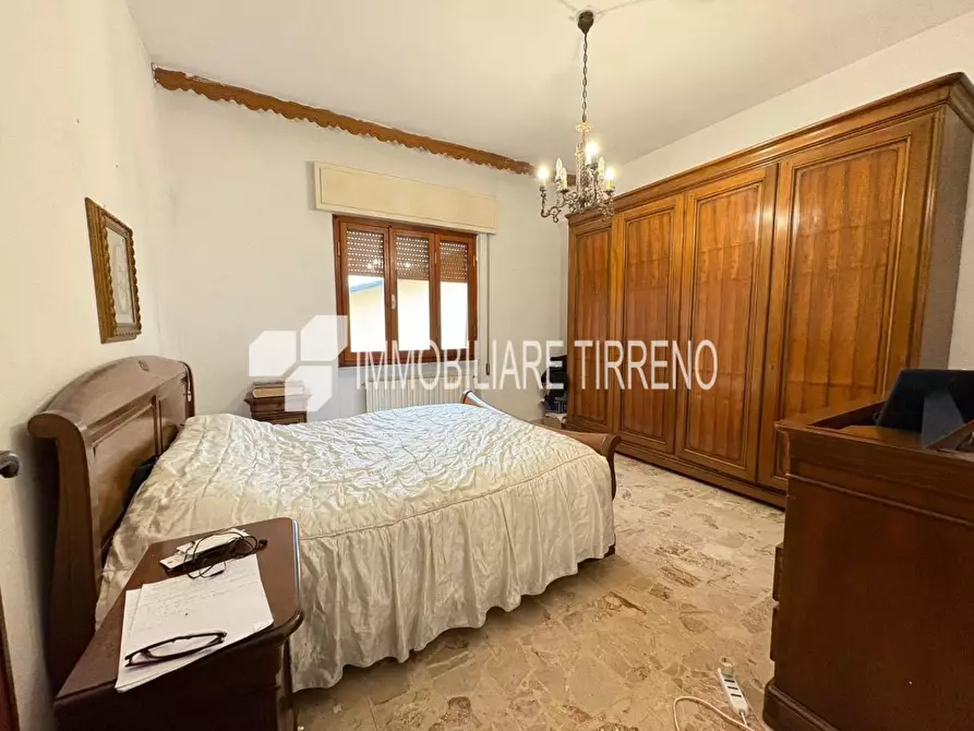 Immagine 7 di Casa indipendente in vendita  a Massa