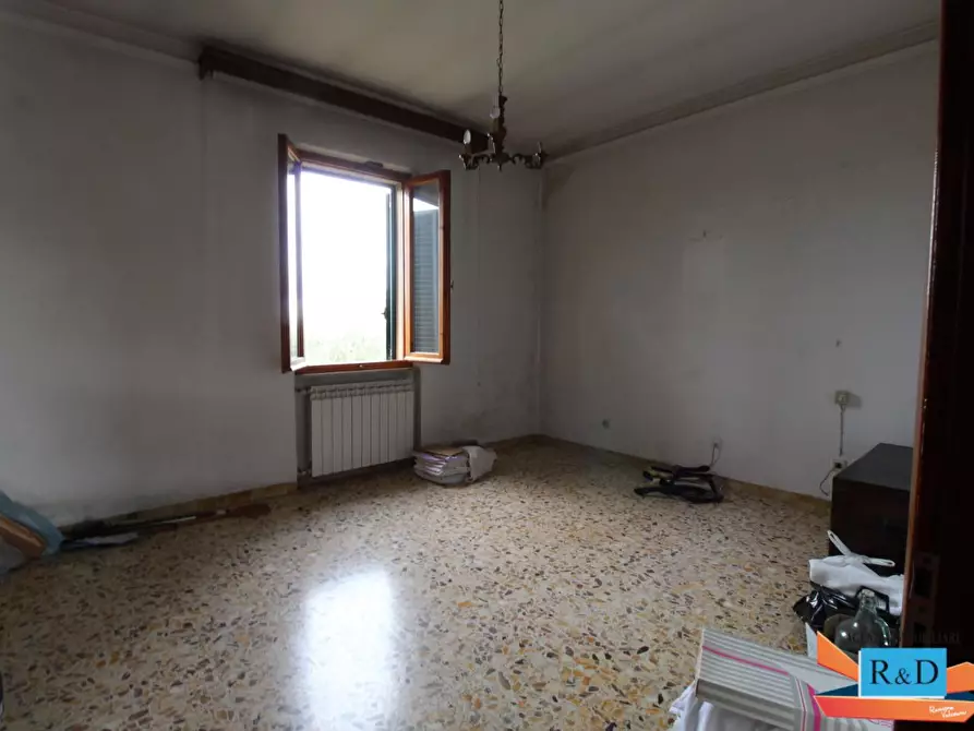 Immagine 33 di Casa indipendente in vendita  a Colle Di Val D'elsa