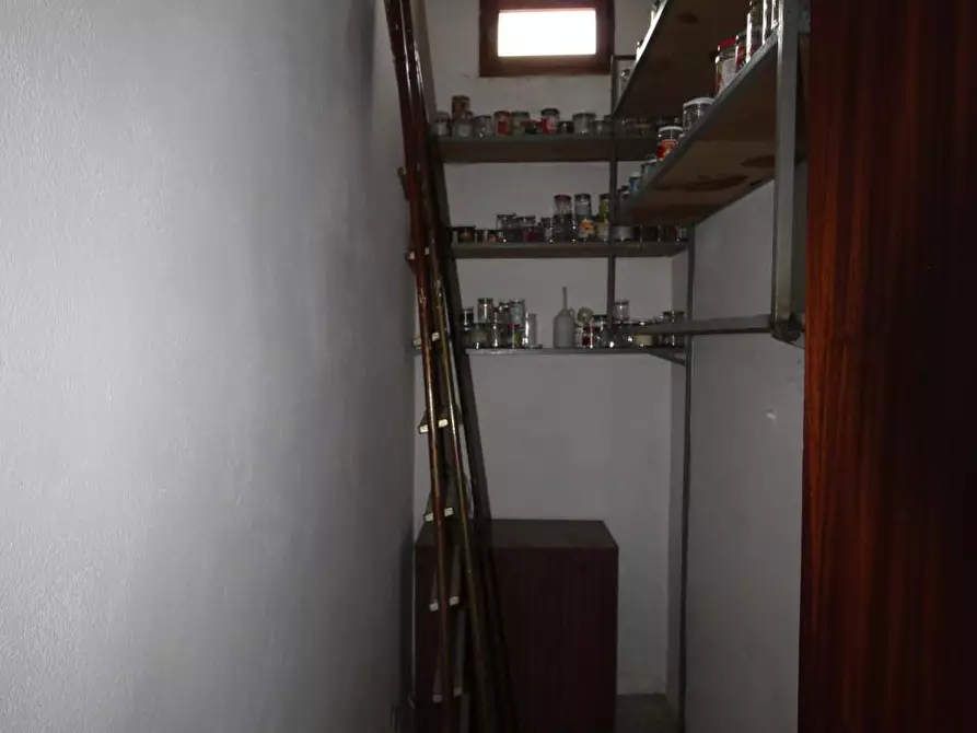 Immagine 38 di Casa indipendente in vendita  a Colle Di Val D'elsa
