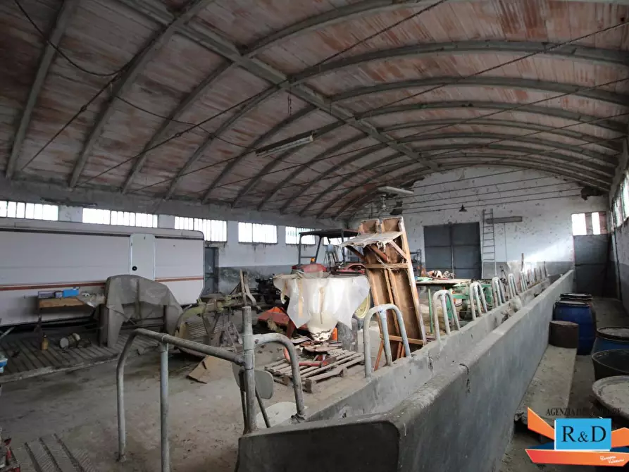 Immagine 41 di Casa indipendente in vendita  a Colle Di Val D'elsa