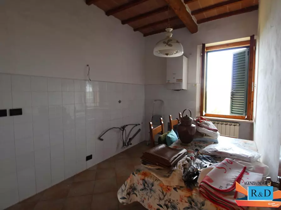 Immagine 17 di Casa indipendente in vendita  a Colle Di Val D'elsa