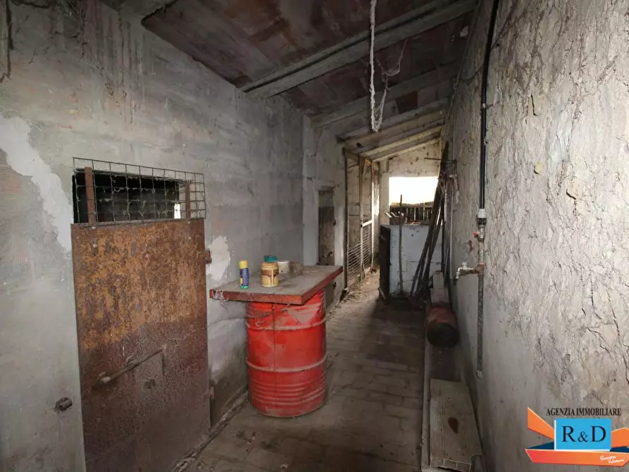 Immagine 5 di Casa indipendente in vendita  a Colle Di Val D'elsa