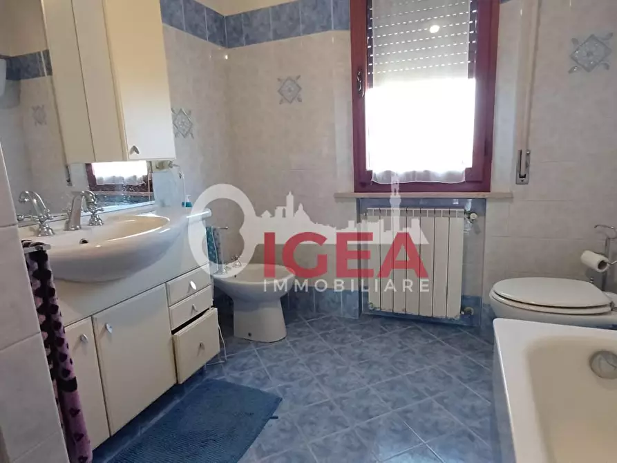 Immagine 18 di Casa colonica in vendita  a Montepulciano