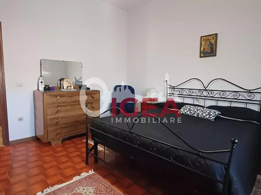 Immagine 11 di Casa colonica in vendita  a Montepulciano