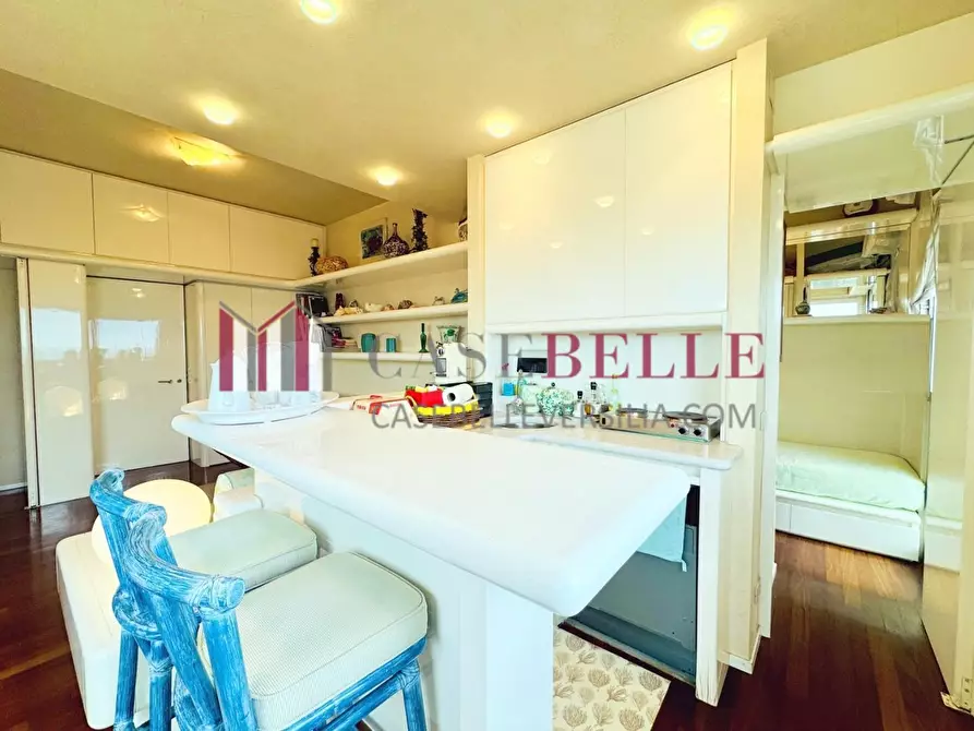 Immagine 6 di Appartamento in affitto  a Camaiore