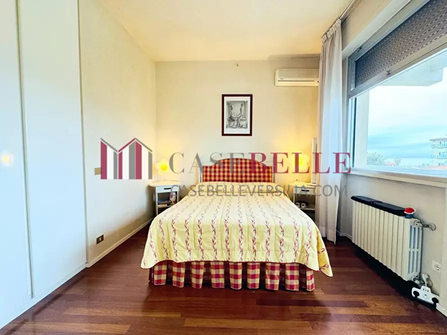 Immagine 19 di Appartamento in affitto  a Camaiore