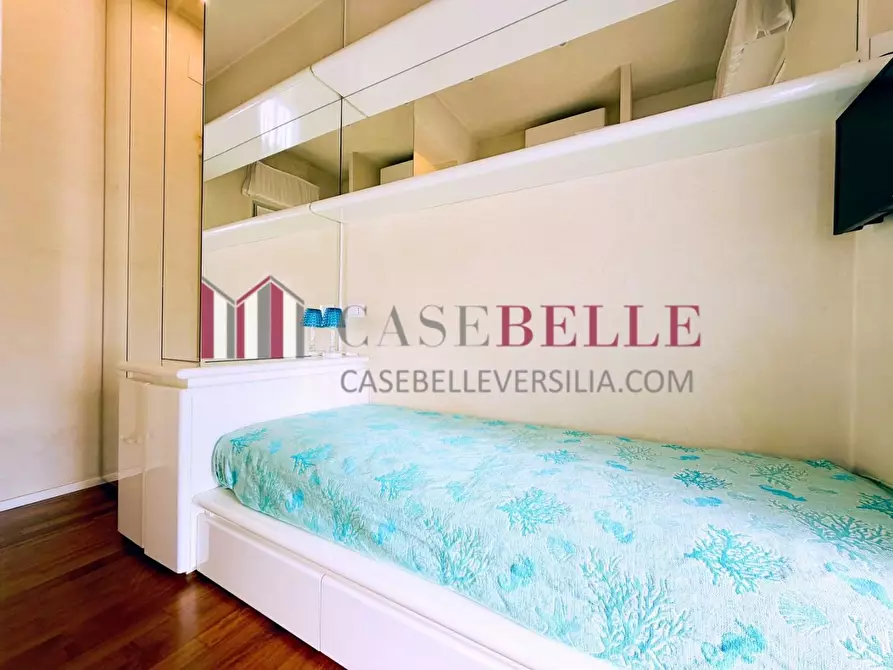 Immagine 13 di Appartamento in affitto  a Camaiore
