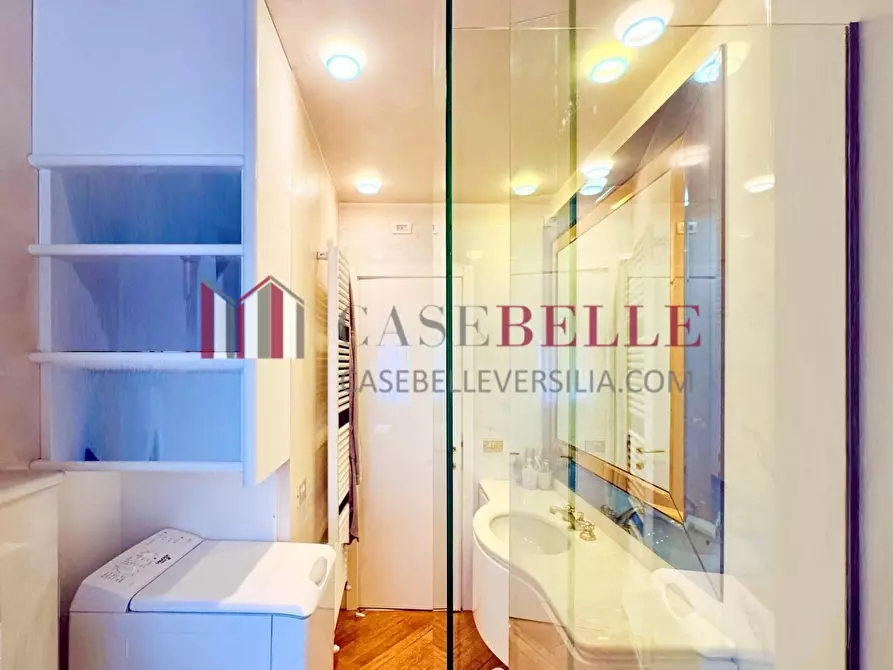 Immagine 27 di Appartamento in affitto  a Camaiore