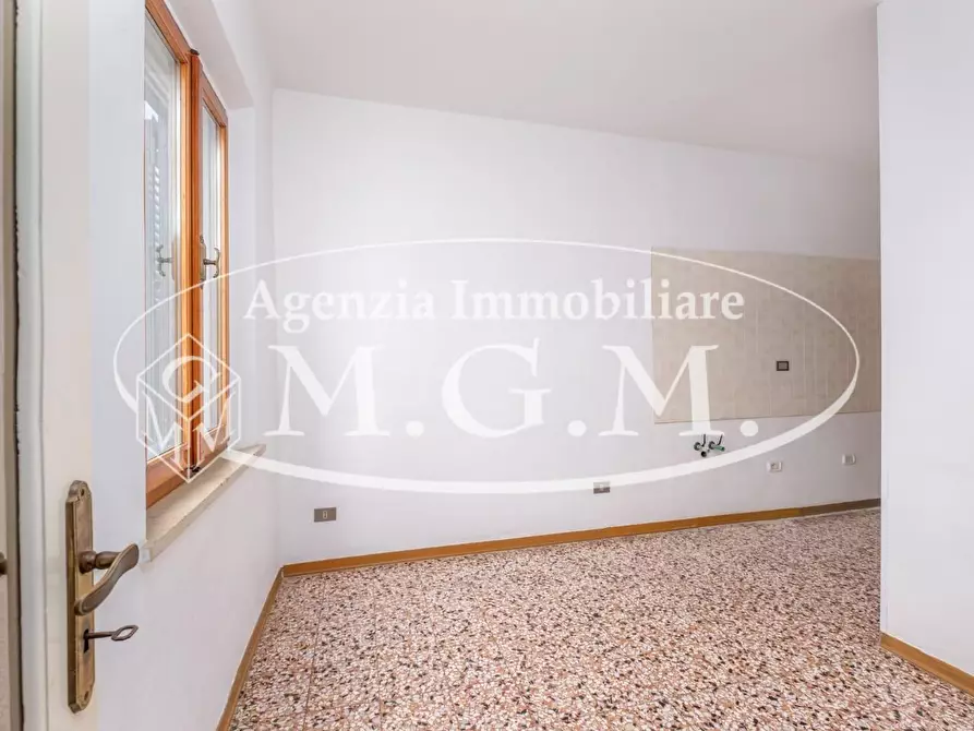 Immagine 5 di Appartamento in vendita  a Bientina