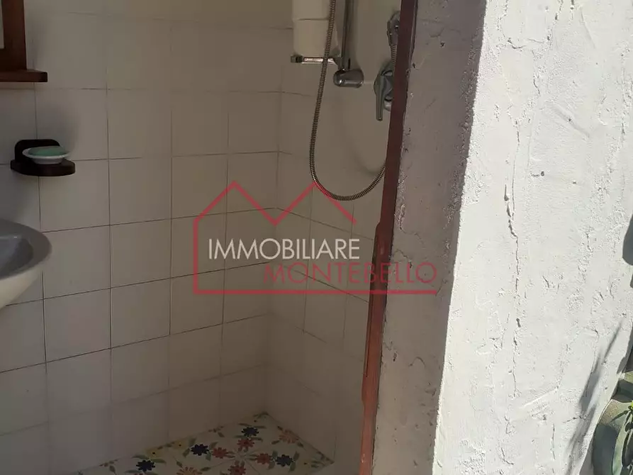 Immagine 24 di Rustico / casale in vendita  a Camaiore