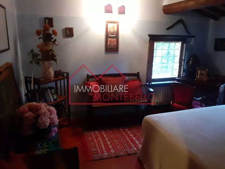 Immagine 19 di Rustico / casale in vendita  a Camaiore