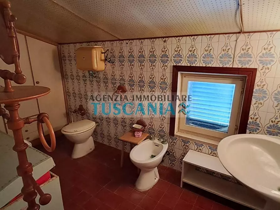Immagine 30 di Casa indipendente in vendita  a Cecina