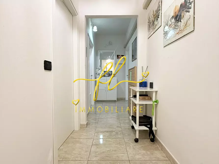 Immagine 11 di Appartamento in vendita  a Cecina