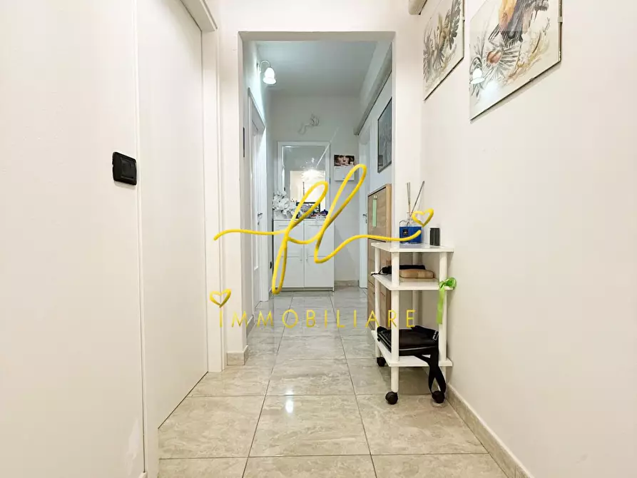 Immagine 28 di Appartamento in vendita  a Cecina