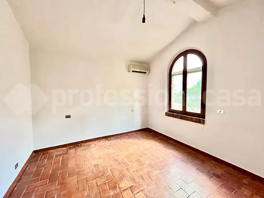 Immagine 24 di Rustico / casale in vendita  a Calci