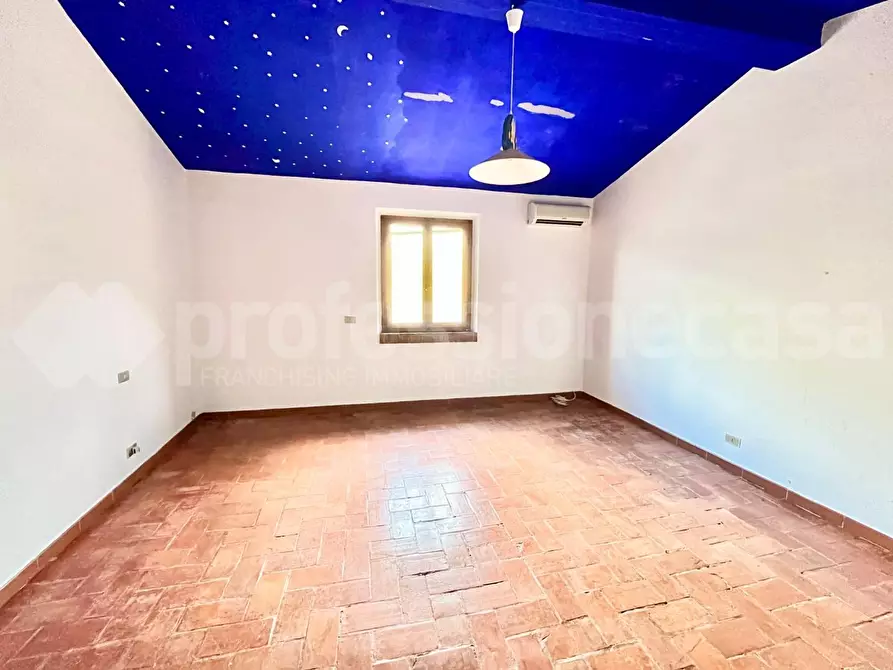 Immagine 21 di Rustico / casale in vendita  a Calci