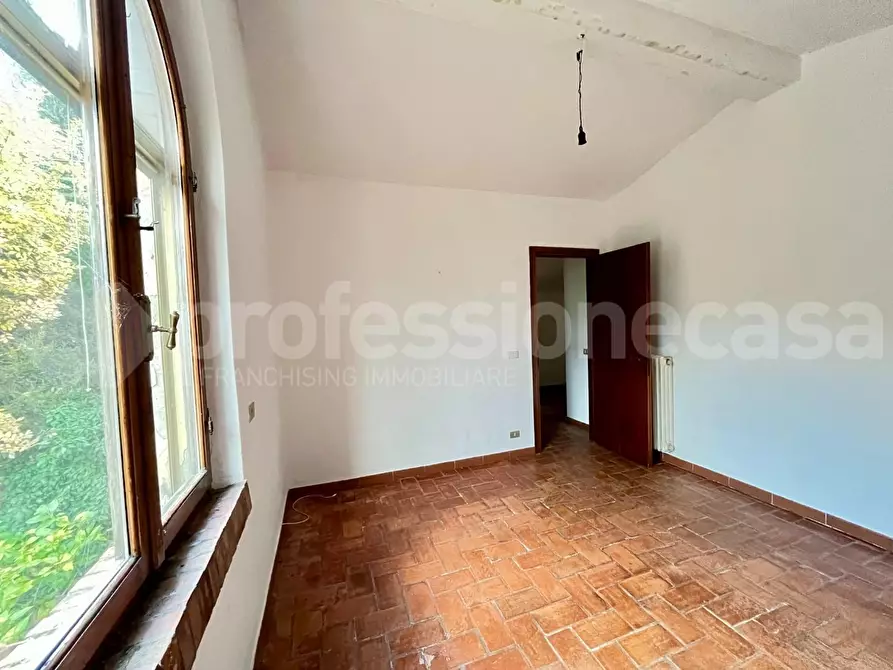 Immagine 26 di Rustico / casale in vendita  a Calci