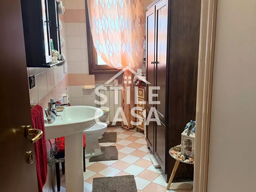 Immagine 41 di Appartamento in vendita  a Altopascio