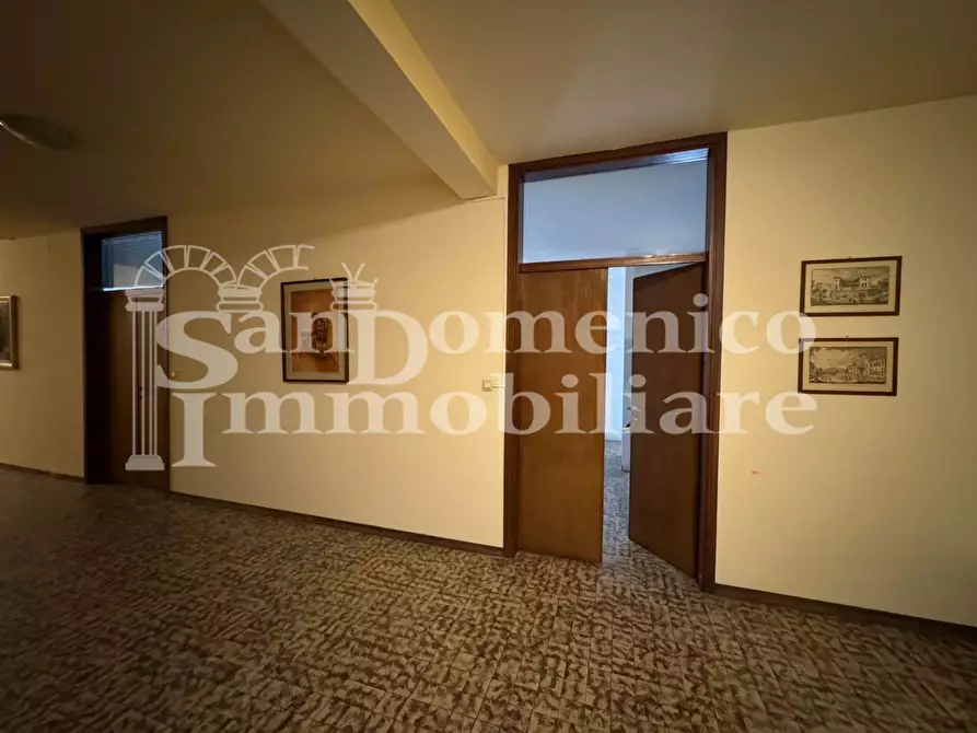 Immagine 16 di Ufficio in affitto  a Cascina