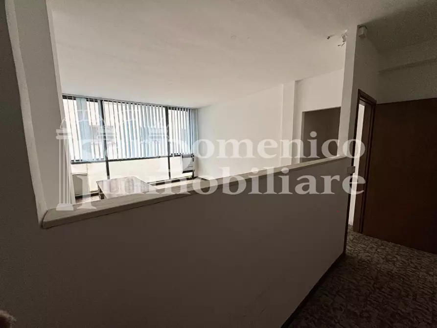 Immagine 5 di Ufficio in affitto  a Cascina