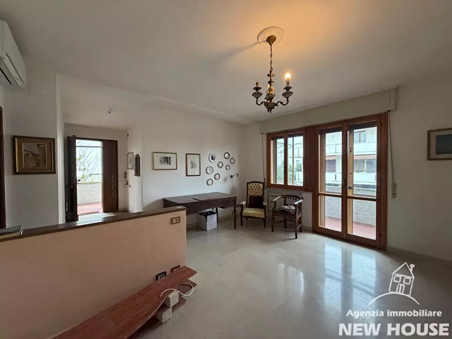 Immagine 20 di Appartamento in vendita  a Pisa