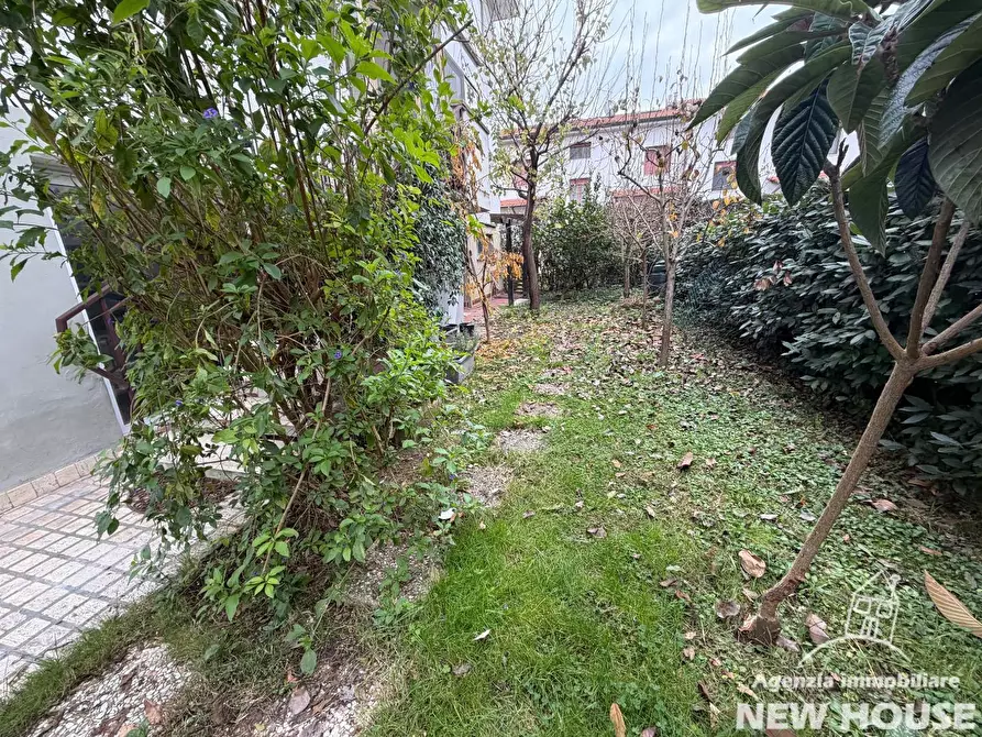 Immagine 67 di Appartamento in vendita  a Pisa