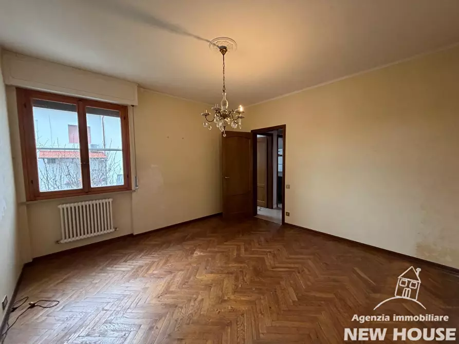 Immagine 41 di Appartamento in vendita  a Pisa