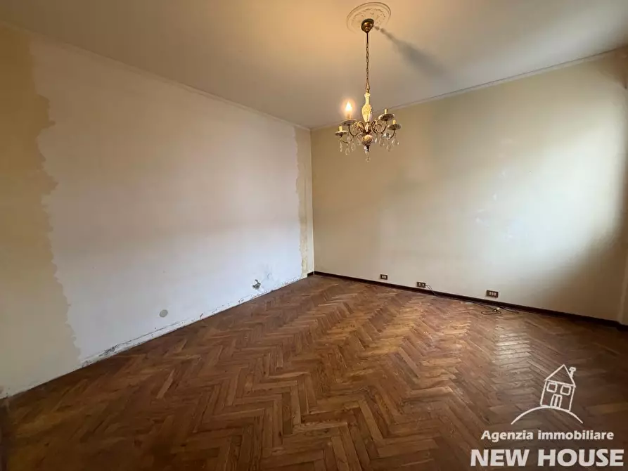 Immagine 38 di Appartamento in vendita  a Pisa