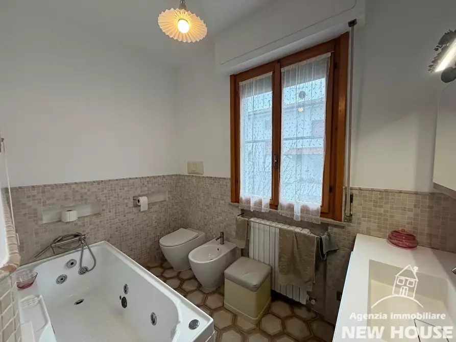 Immagine 44 di Appartamento in vendita  a Pisa