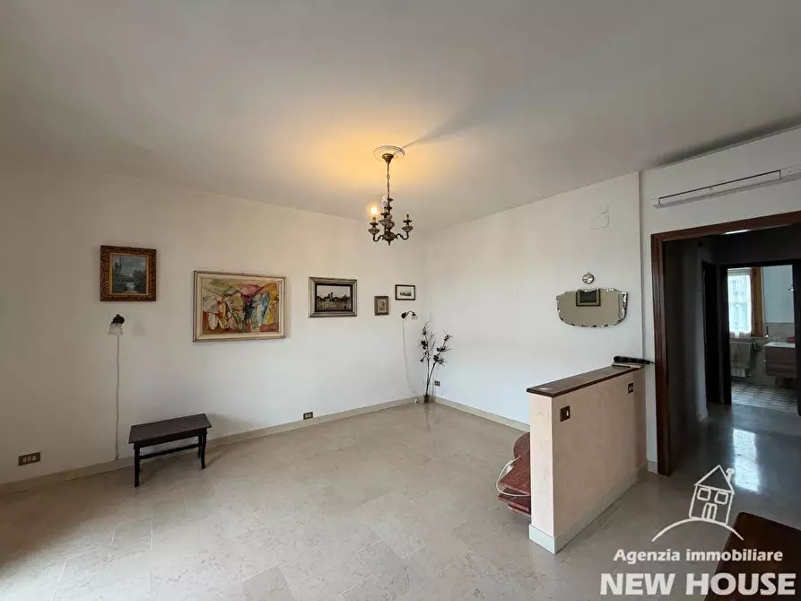 Immagine 29 di Appartamento in vendita  a Pisa