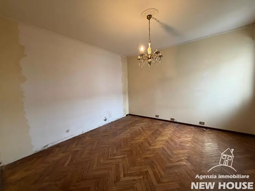 Immagine 37 di Appartamento in vendita  a Pisa