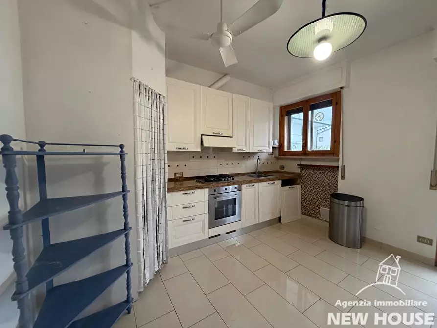 Immagine 7 di Appartamento in vendita  a Pisa