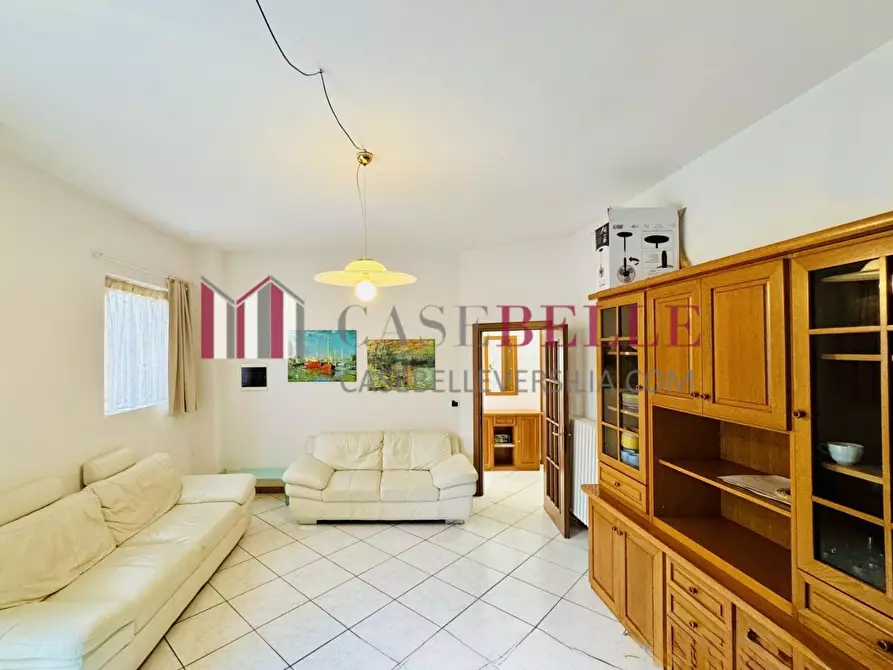 Immagine 1 di Casa bifamiliare in vendita  a Pietrasanta