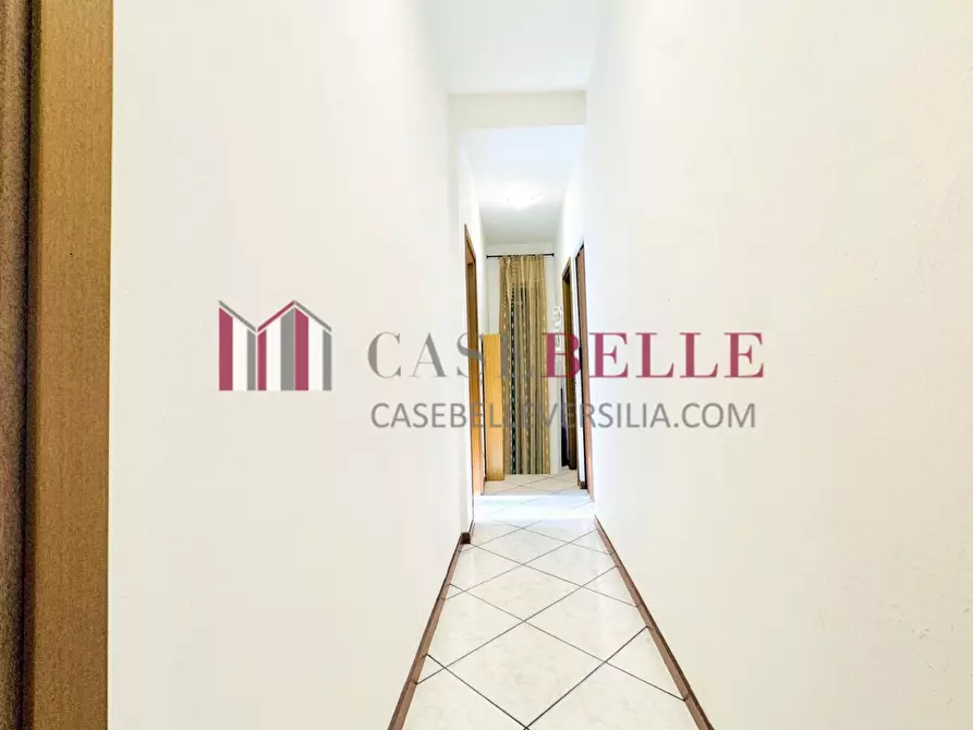 Immagine 26 di Casa bifamiliare in vendita  a Pietrasanta