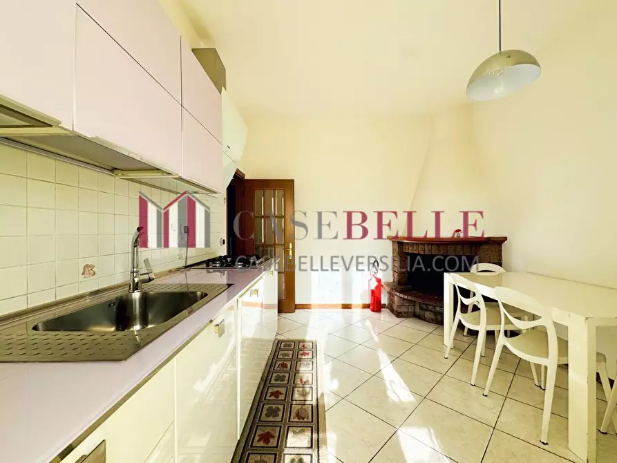 Immagine 9 di Casa bifamiliare in vendita  a Pietrasanta