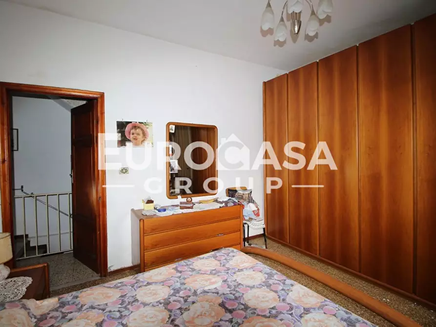 Immagine 17 di Terratetto in vendita  a Lucca