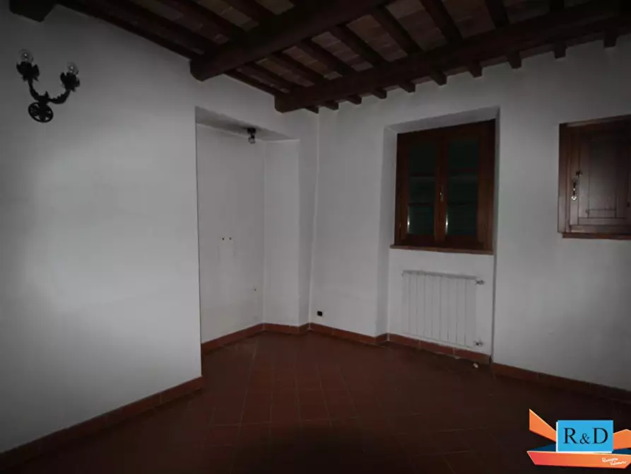 Immagine 13 di Porzione di casa in vendita  a Poggibonsi