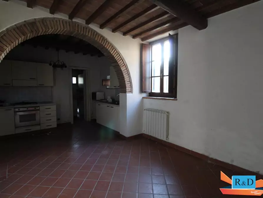 Immagine 4 di Porzione di casa in vendita  a Poggibonsi