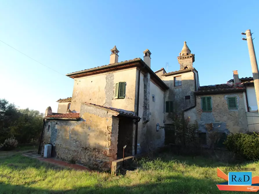Immagine 29 di Porzione di casa in vendita  a Poggibonsi