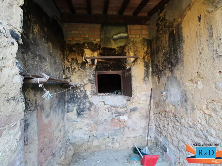 Immagine 27 di Porzione di casa in vendita  a Poggibonsi