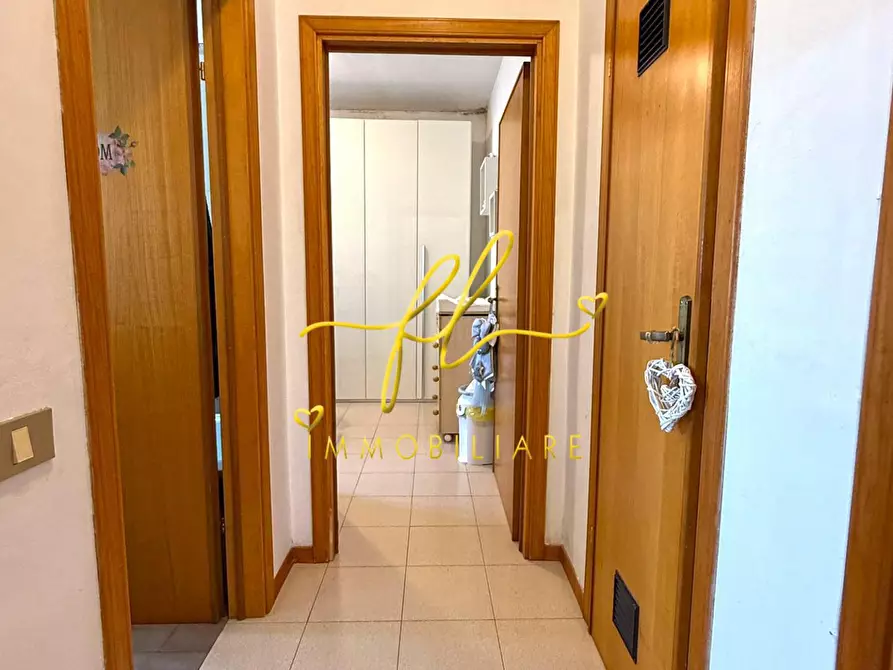 Immagine 6 di Appartamento in vendita  a Cecina