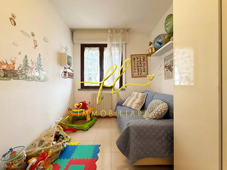 Immagine 12 di Appartamento in vendita  a Cecina