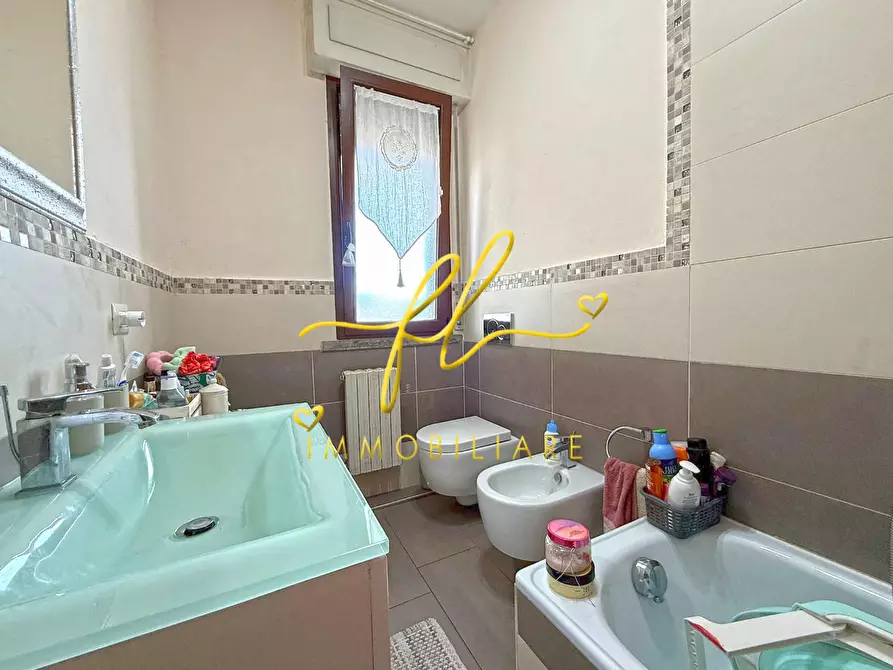 Immagine 14 di Appartamento in vendita  a Cecina