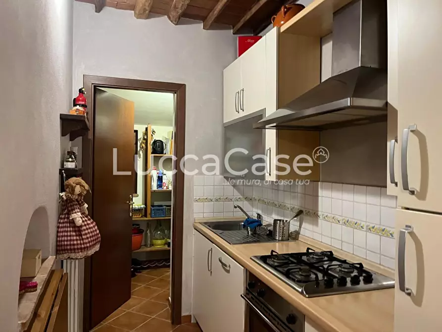 Immagine 5 di Casa indipendente in vendita  a Capannori