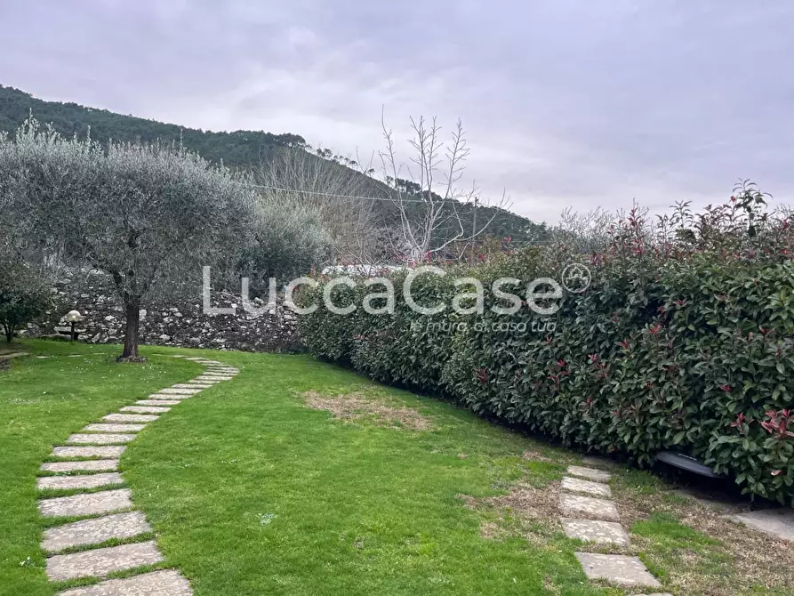 Immagine 15 di Casa indipendente in vendita  a Capannori