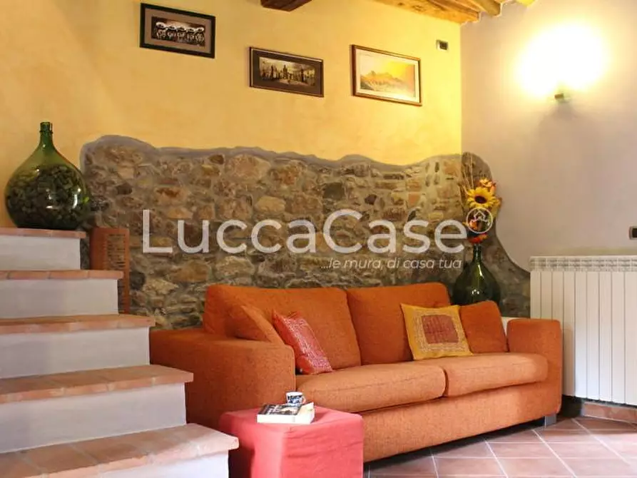 Immagine 2 di Casa indipendente in vendita  a Capannori